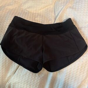 Size 4 lululemon speed up shorts